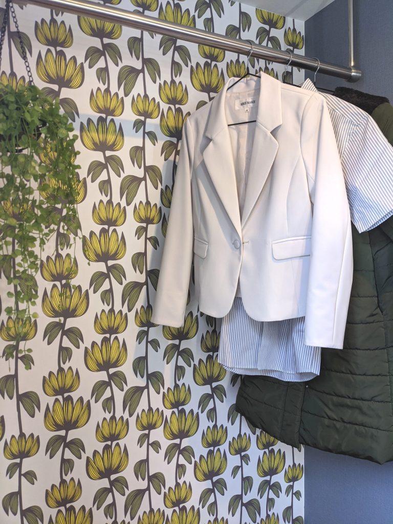 ドレッシングルーム