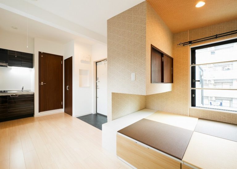 ステップフロア、タタミコーナー、引出収納