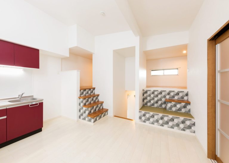 ベンチ階段、廻れる動線