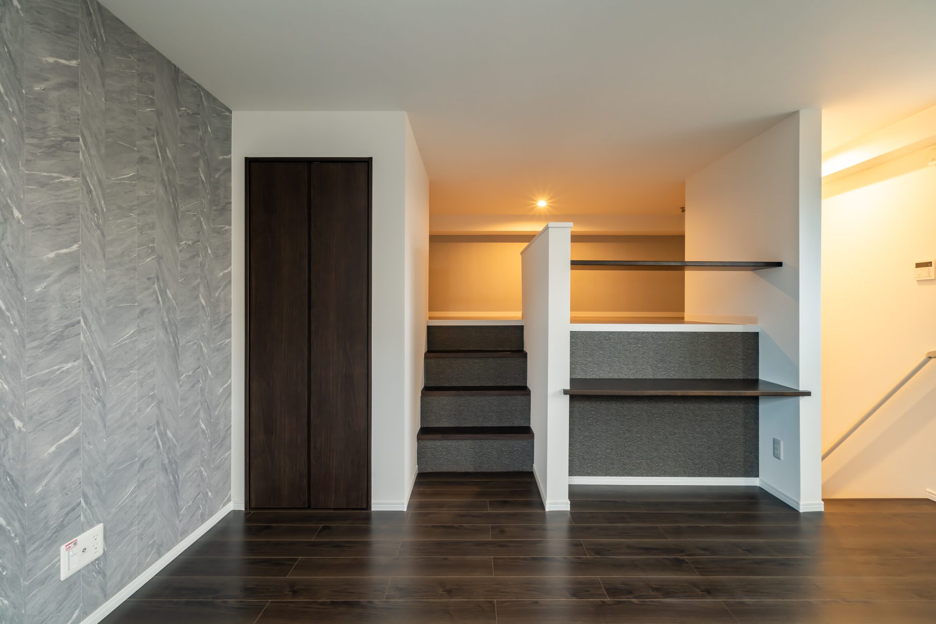 投資アパート mesm